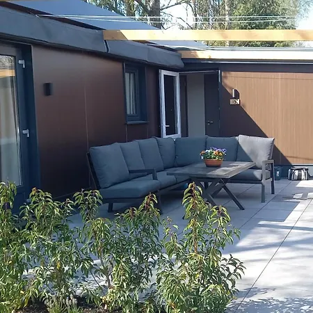 De Bospaddenstoel 4-19 Nyaraló *